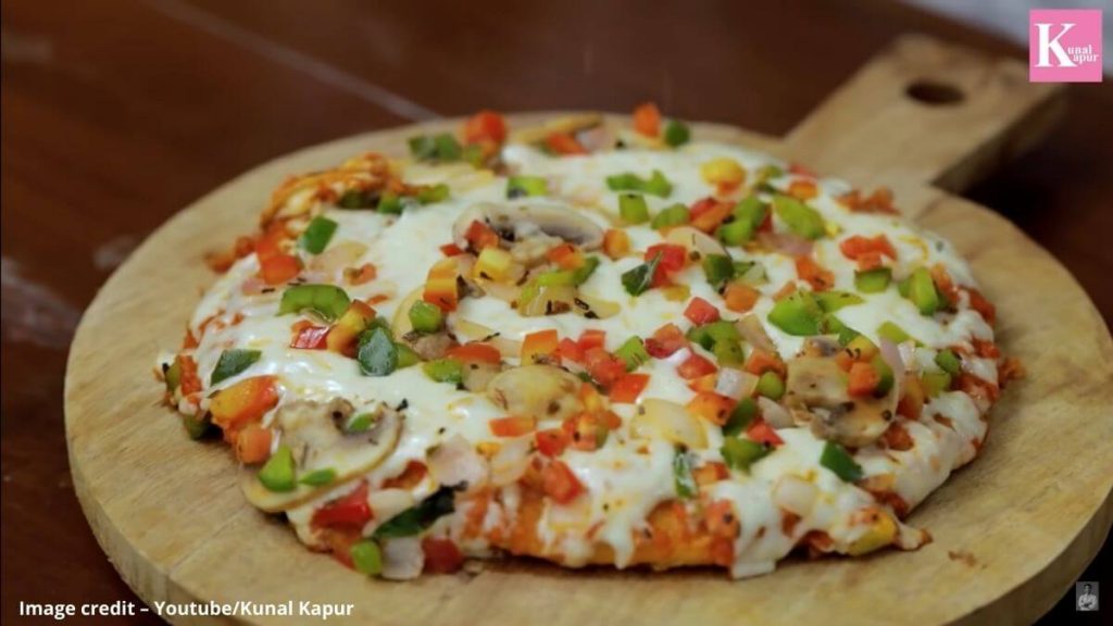 તવા પીઝા બનાવવાની રીત Tawa pizza recipe in Gujarati