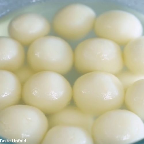 રસગુલ્લા બનાવવાની રીત - rasgulla banavani rit - rasgulla recipe in gujarati - રસગુલ્લાની રેસીપી - રસગુલ્લા બનાને કી રેસિપી - રસગુલ્લા કૈસે બનાતે હૈ