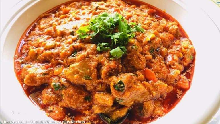 વઘારેલો રોટલો બનાવવાની રીત | વઘારેલો બાજરીનો રોટલો | vagharelo rotlo વઘારેલો રોટલો બનાવવાની રીત | વઘારેલો બાજરીનો રોટલો | vagharelo rotlo