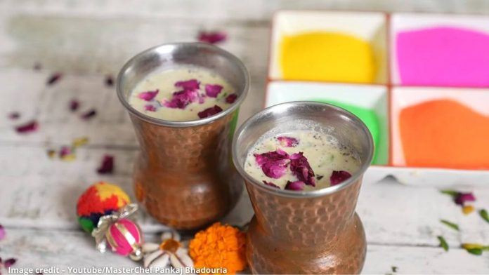 thandai banavani rit - holi special thandai recipe in gujarati - thandai recipe in gujarati - holi special thandai banavani rit - ઠંડાઈ બનાવવા ની રીત - હોળી સ્પેશિયલ ઠંડાઈ - ઠંડાઈ બનાવવાની રીત - ઠંડાઈ નો મસાલો બનાવવાની રીત - thandai no masalo banavani rit