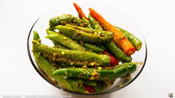 લીલા મરચાનું અથાણું બનાવવાની રીત - lila marcha nu athanu banavani recipe - lila marcha nu athanu gujarati ma - lila marcha nu athanu banavani rit batao - lila marcha nu athanu recipe in gujarati language