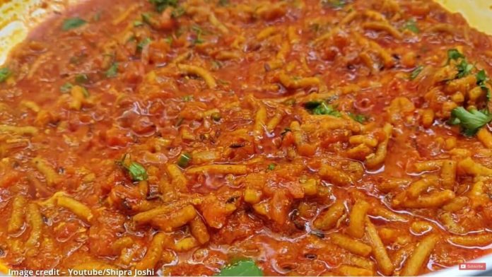 sev tameta nu shaak - સેવ ટામેટા નું શાક બનાવવાની રીત - સેવ ટામેટા ની રેસીપી બતાવો - સેવ ટામેટા ની સબ્જી બનાવવાની રીત - sev tameta nu shaak recipe in gujarati - gujarati sev tameta nu shaak banavani rit