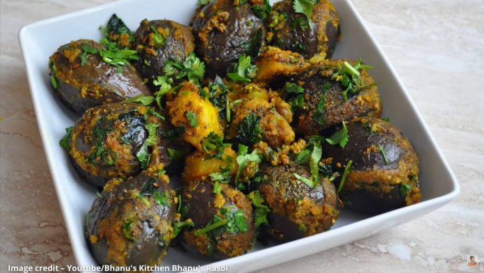 ભરેલા રીંગણનું શાક બનાવવાની રીત - ભરેલા રીંગણનું શાક ની રેસીપી - આખા રીંગણ નુ શાક - આખા રીંગણા – bharela karela nu shaak recipe in gujarati - bharela ringan nu shaak gujarati recipe - bharela ringan nu shaak in gujarati - bharela ringan nu shaak banavani rit - bharela ringan nu shaak banavani recipe