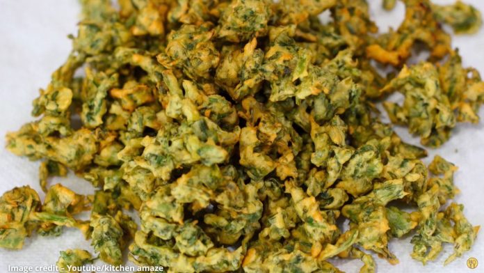 કુંભણીયા ભજીયા બનાવવાની રીત - kumbhaniya bhajiya recipe in gujarati - કુંભણીયા ભજીયા ની રેસીપી - kumbhaniya bhajiya banavani rit - kumbhaniya bhajiya recipe - kumbhaniya bhajiya recipe