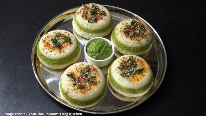 સેન્ડવીચ ઢોકળા બનાવવાની રીત - soji na sandwich dhokla banavani rit - સેન્ડવીચ ઢોકળા બનાવવાની રેસીપી - sandwich dhokla banavani rit - સોજીના સેન્ડવીચ ઢોકળા બનાવવાની રીત - sandwich dhokla recipe in gujarati