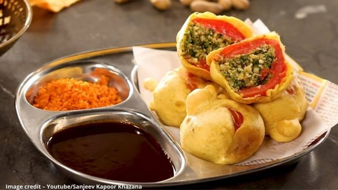 સ્ટફ્ડ ટામેટા ભજીયા - સ્ટફ્ડ ટામેટા ભજીયા બનાવવાની રીત - ભરેલા ટામેટા ના ભજીયા - ભરેલા ટામેટા ના ભજીયા બનાવવાની રીત - bharela tameta na bhajiya - bharela tameta na bhajiya banavani rit -bharela tameta na bhajiya recipe in gujarati - stuffed tomato bhajiya - stuffed tomato bhajiya banavani rit -stuffed tomato bhajiya recipe in gujarati