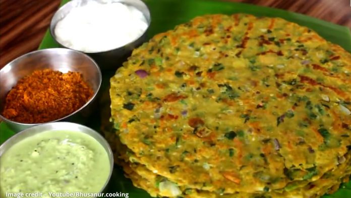 થાલીપીઠ બનાવવાની રીત - thalipeeth banavani rit - thalipeeth recipe - thalipeeth recipe in gujarati - થાળીપીઠ બનાવવાની રીત