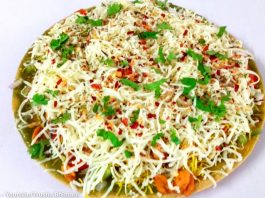 ખાખરા પીઝા બનાવવાની રીત - khakhra pizza - khakhra pizza recipe in gujarati - khakhra pizza recipe - khakhra pizza banavani rit - ખાખરા પીઝા