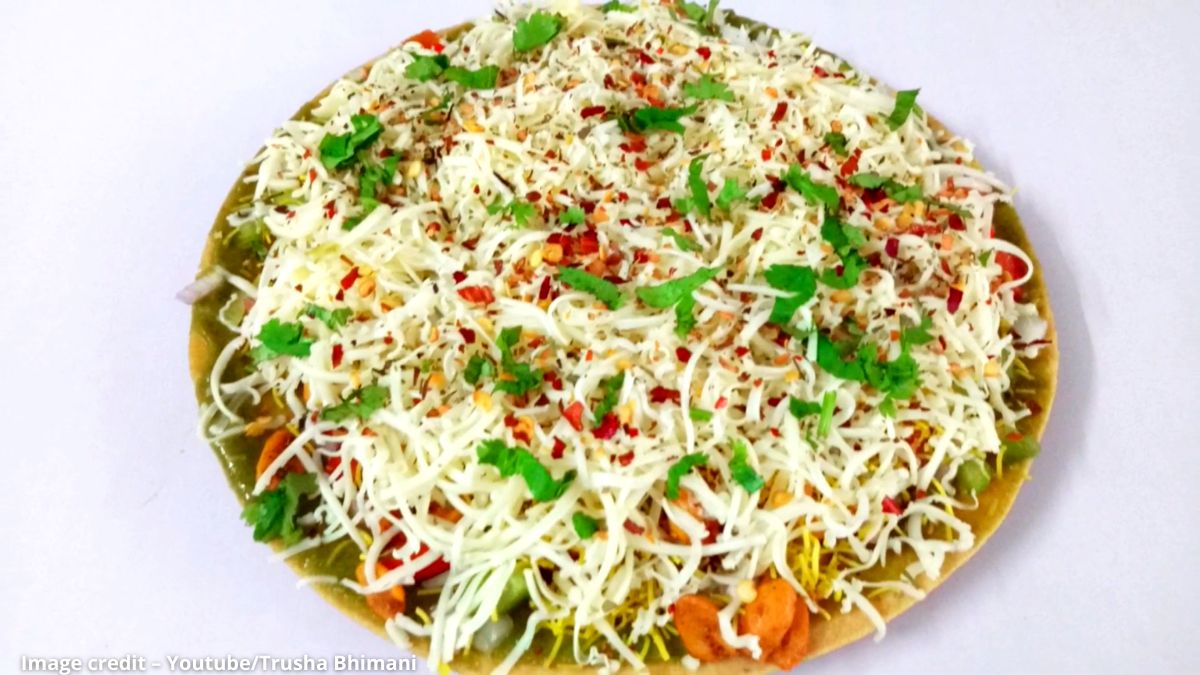 ખાખરા પીઝા બનાવવાની રીત | khakhra pizza banavani rit | khakhra pizza recipe  in gujarati