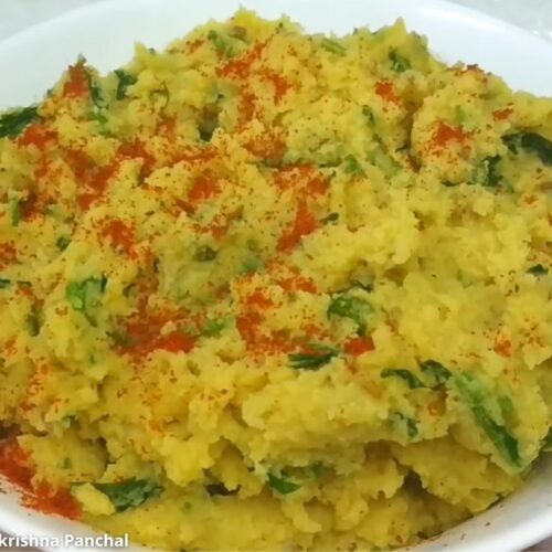 મકાઈ નું ખીચું - મકાઈ ના લોટ નું ખીચું - makai nu khichu - makai nu khichu recipe - makai na lot nu khichu - મકાઈ નું ખીચું બનાવવાની રીત - makai nu khichu recipe - makai khichu recipe in gujarati - મકાઈ નું ખીચું બનાવવાની રીત