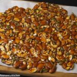 ડ્રાયફ્રુટ ચીકી - ડ્રાય ફ્રુટ ચીકી - dry fruit chikki recipe - dry fruit chikki - ડ્રાયફ્રુટ ચીકી બનાવવાની રીત - ડ્રાય ફ્રુટ ચીકી બનાવવાની રીત - dry fruit chikki recipe in gujarati - dry fruit chikki banavani rit