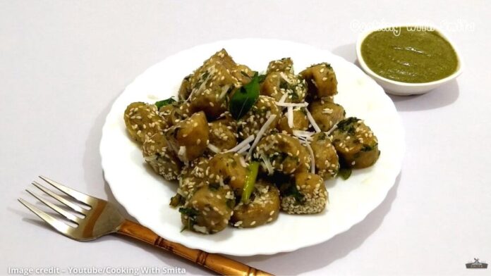 ફરાળી મુઠીયા - Farali muthiya - Farali muthiya recipe - ફરાળી મુઠીયા બનાવવાની રીત - Farali muthiya banavani rit - Farali muthiya recipe in gujarati
