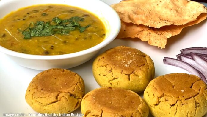 જુવાર ની દાલ બાટી બનાવવાની રીત - juvar ni dal bati recipe in gujarati - juvar ni dal bati banavani rit