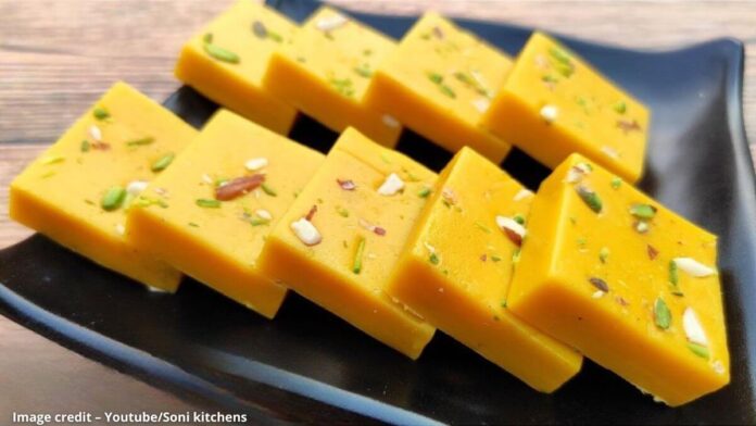 મેંગો બરફી બનાવવાની રીત - Mango barfi banavani rit - Mango barfi recipe in gujarati