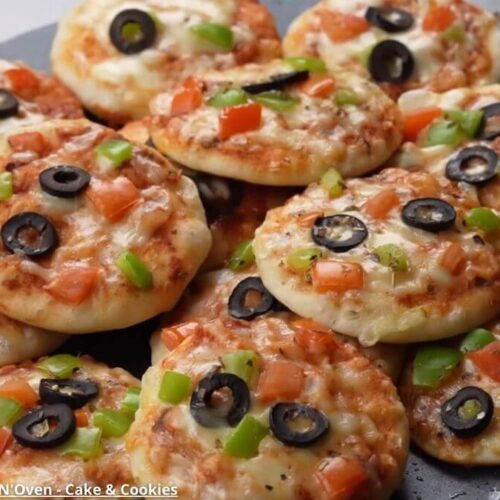 મીની પીઝા બનાવવાની રીત - Mini pizza banavani rit - Mini pizza recipe in gujarati