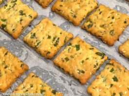 નમકીન બિસ્કીટ બનાવવાની રીત - Namkin biscuit banavani rit - salted biscuit recipe in gujarati