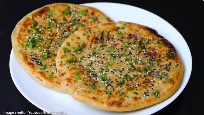 આલું નાન - Aalu butter naan - આલું નાન બનાવવાની રીત - Aalu butter naan banavani rit - Aalu butter naan recipe in gujarati