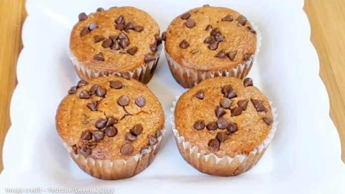 બનાના ઓટ્સ મફીન્સ - Banana Oats Muffins - બનાના ઓટ્સ મફીન્સ બનાવવાની રીત - Banana Oats Muffins banavani rit - Banana Oats Muffins recipe in gujarti