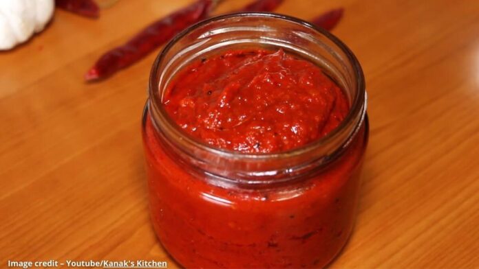 લસણ મરચાની ચટણી - Lasan marcha ni chatni - લસણ મરચાની ચટણી બનાવવાની રીત - Lasan marcha ni chatni banavani rit - Lasan marcha ni chatni recipe in gujarati