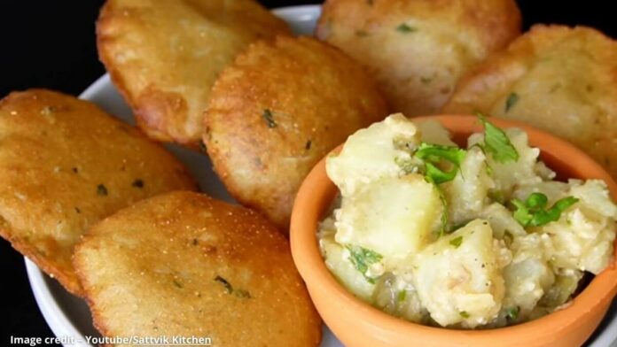 ફરાળી આલું શાક સાથે રાજગરા આલું પૂરી - Farali aalu shaak sathe rajgara aalu puri - ફરાળી આલું શાક સાથે રાજગરા આલું પૂરી બનાવવાની રીત - Farali aalu shaak sathe rajgara aalu puri banavani rit