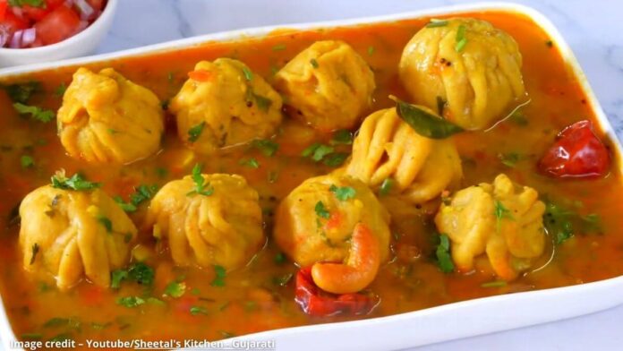 Potli daal dhokli પોટલી દાળ ઢોકળી - Potli daal dhokli - પોટલી દાળ ઢોકળી બનાવવાની રીત - Potli daal dhokli banavani rit