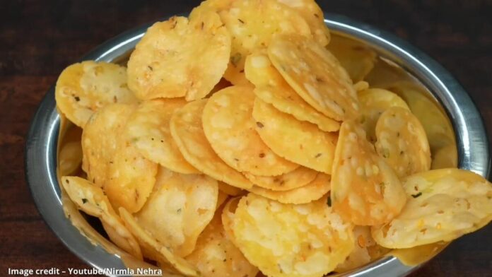 ચોખા ના લોટ ની પાપડી - Chokha na lot ni papdi - ચોખા ના લોટ ની પાપડી બનાવવાની રીત - Chokha na lot ni papdi banavani rit