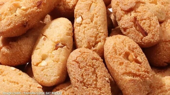 Soji na Biscuit સોજી ના બિસ્કીટ - Soji na Biscuit - સોજી ના બિસ્કીટ બનાવવાની રેસીપી - Soji na Biscuit banavani recipe
