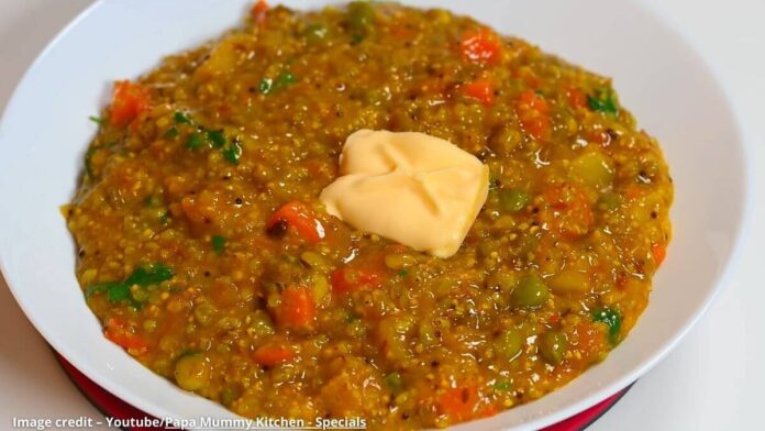 Bajri mag ni vaghareli khichdi બાજરી મગ ની વઘારેલી ખીચડી - Bajri mag ni vaghareli khichdi