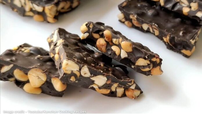 Chocolate sing chikki Chocolate sing chikki - ચોકલેટ સિંગ ચીક્કી