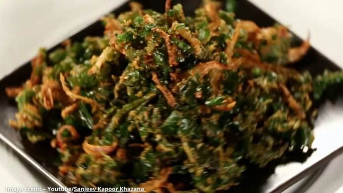 Methi palak na crispy pakoda મેથી પાલક ના ક્રિસ્પી પકોડા - Methi palak na crispy pakoda