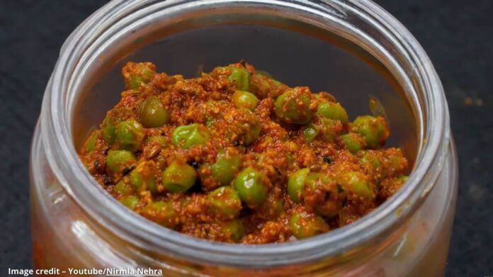 Lila vatana nu athanu - લીલા વટાણા નું અથાણું