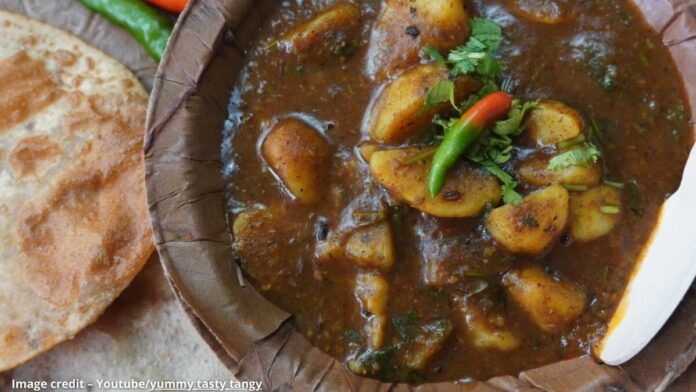 Mathura na dubki aloo Mathura na dubki aloo - મથુરા ના ડૂબકી આલું