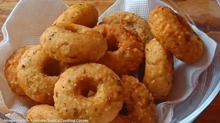 Mamra na vada - મમરા ના વડા