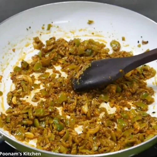 Mirchi ka kutta - મિર્ચી કા કૂટટા