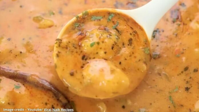 Kadhi vale aloo Kadhi vale aloo - કઢી વાલે આલુ