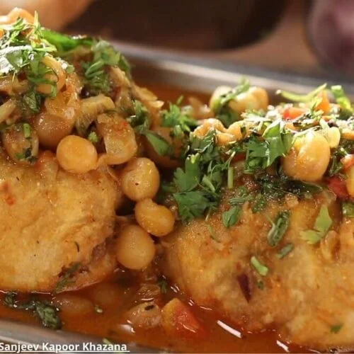 Vada Ussal - વડા ઉસળ