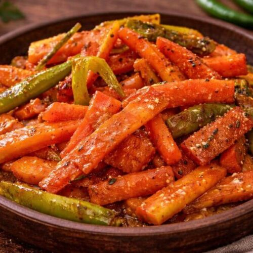 દેશી વાનગી ગાજર નો સંભારો - Gajar no Sambharo je deshi food che