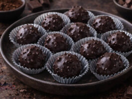 Sugar-free Chocolate Truffles - ખાંડ વગરના ચોકલેટ ટ્રફલ્સ