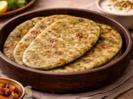 Healthy Palak Paneer Kulcha on Tawa - પાલક પનીર કુલચા