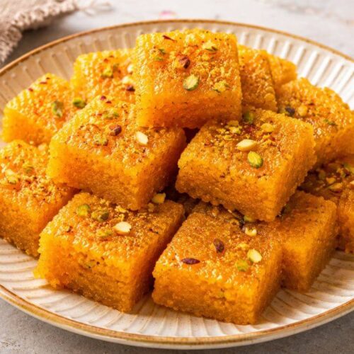 Mango Coconut Barfi Recipe in Gujarati - મેંગો કોકોનટ બરફી બનાવવાની રીત