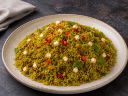 Palak Paneer Pulao Recipe in Gujarati | પાલક પનીર પુલાવ | Healthy Pulao Palak Paneer Pulao Recipe in Gujarati - પાલક પનીર પુલાવ