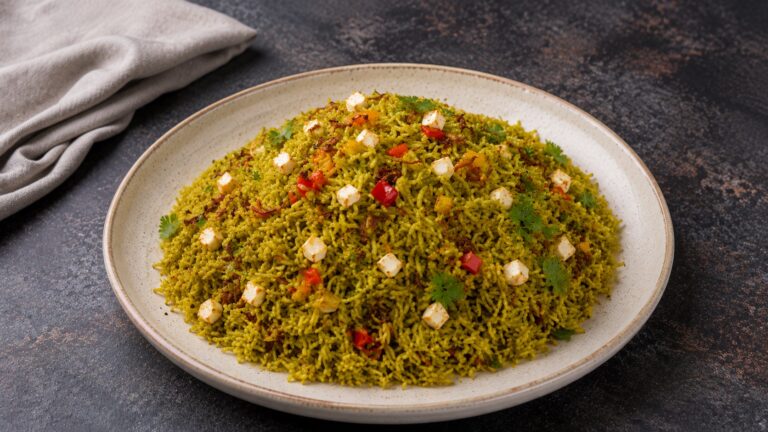 Palak Paneer Pulao Recipe in Gujarati | પાલક પનીર પુલાવ | Healthy Pulao